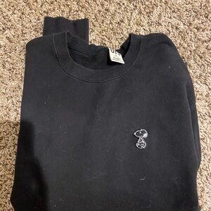 Uniqlo Kaws Snoopy Sweatshirt
